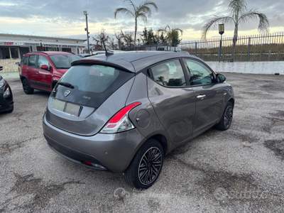 Lancia Ypsilon 5 porte S&S Hybrid Ecoc usata SESSA AURUNCA