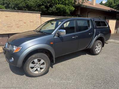 Mitsubishi L200 L200 2.5 DI-D/136CV Double Cab Intense Blu/Azzurro usata Rivalta di Torino