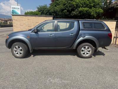 Mitsubishi L200 L200 2.5 DI-D/136CV Double Cab Intense Blu/Azzurro usata Rivalta di Torino