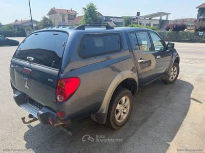 Mitsubishi L200 L200 2.5 DI-D/136CV Double Cab Intense Blu/Azzurro usata Rivalta di Torino