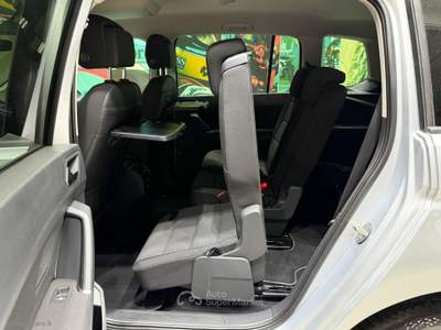 Volkswagen Touran Touran 1.6 TDI Comfortline BMT *7 POSTI*SENSORI*NAVI* Grigio usata Castrezzato
