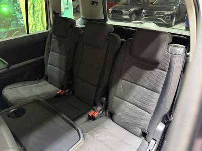 Volkswagen Touran Touran 1.6 TDI Comfortline BMT *7 POSTI*SENSORI*NAVI* Grigio usata Castrezzato