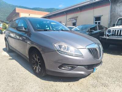 Lancia Delta DPF Platino usata Omegna
