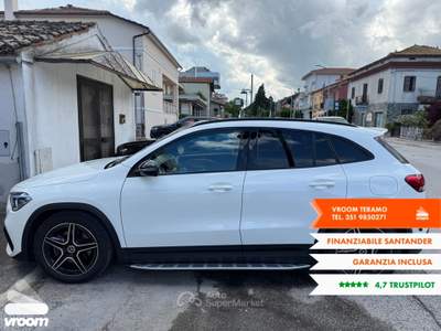Mercedes-Benz GLA GLA 200 d Automatic 4Matic Premium Bianco usata Teramo