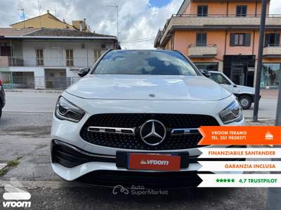 Mercedes-Benz GLA GLA 200 d Automatic 4Matic Premium Bianco usata Teramo