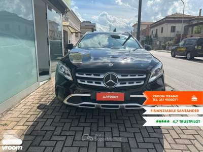 Mercedes-Benz GLA GLA 200 d Automatic Sport Nero usata Teramo