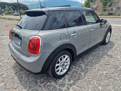 MINI Clubman 1.5 Cooper D cambio automatico usata Torre Annunziata