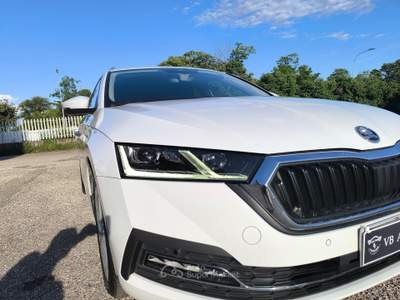Skoda Octavia EVO SCR 150 CV DSG Wagon Sty usata Castel d'Azzano