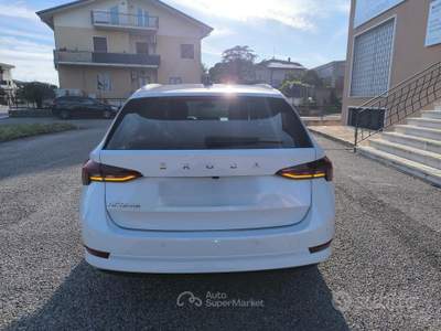 Skoda Octavia EVO SCR 150 CV DSG Wagon Sty usata Castel d'Azzano