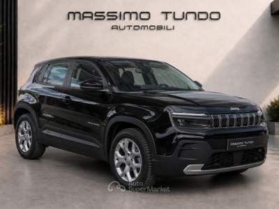 Jeep Avenger 1.2 Turbo 100 CV Altitude Nero usata Casarano