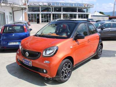 Smart ForFour 90 0.9 Turbo Passion Arancione usata Padula