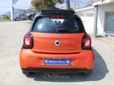 Smart ForFour 90 0.9 Turbo Passion Arancione usata Padula
