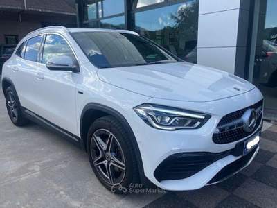 Mercedes-Benz GLA 250 e EQ-Power Automatic Premium Bianco usata CASNIGO