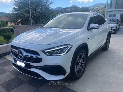 Mercedes-Benz GLA 250 e EQ-Power Automatic Premium Bianco usata CASNIGO