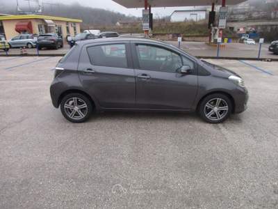 Toyota Yaris 1.4-D LOUNGE GARANTITA FULL OPTIONAL Grigio usata Ariano Irpino