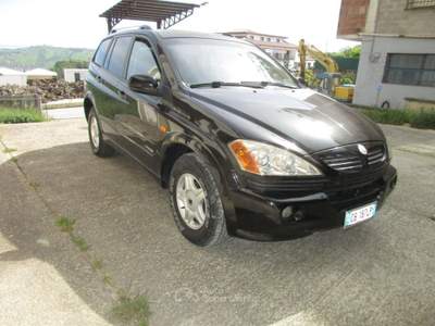 SsangYong Kyron Kyron 2.0 xdi Premium Nero usata Ariano Irpino