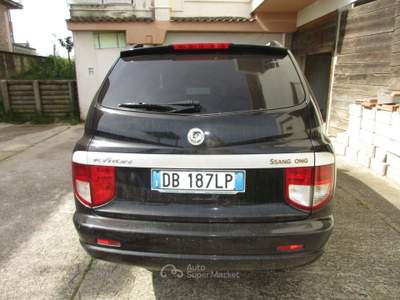 SsangYong Kyron Kyron 2.0 xdi Premium Nero usata Ariano Irpino