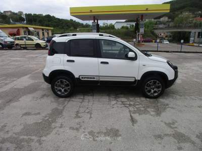 Fiat Panda 4x4 1.3 mjt 16v Cross 4x4 s GARANTITA FULL OPTIONAL Bianco usata Ariano Irpino