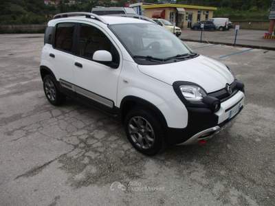 Fiat Panda 4x4 1.3 mjt 16v Cross 4x4 s GARANTITA FULL OPTIONAL Bianco usata Ariano Irpino
