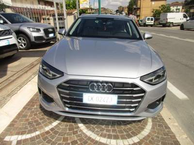 Audi A4 V 2019 Avant 35 2.0 tdi mhev Busines163cv s-tronic Argento usata Ariano Irpino