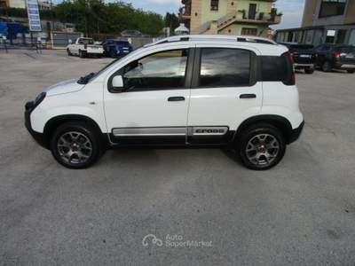Fiat Panda 4x4 1.3 mjt 16v Cross 4x4 80cv GARANTITA FUL OPTIONAL Bianco usata Ariano Irpino