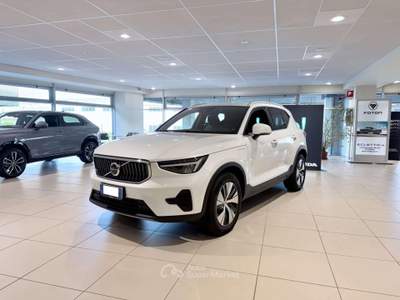 Volvo XC40 XC40 2023 1.5 t5 recharge phev Core auto Bianco usata Savona