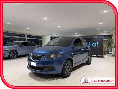 Lancia Ypsilon Ypsilon 2023 1.0 firefly hybrid Gold Blu/Azzurro usata Savona