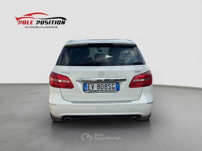 Mercedes-Benz Classe B 180 CDI Premium Bianco usata San Severo
