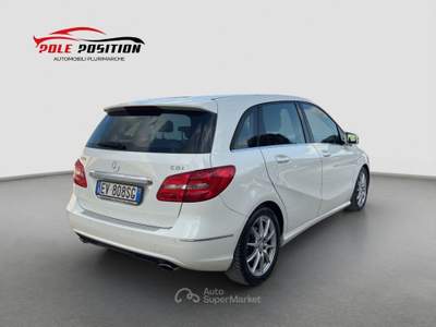 Mercedes-Benz Classe B 180 CDI Premium Bianco usata San Severo