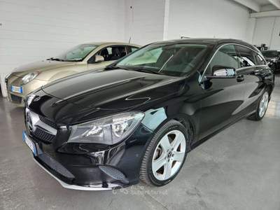 Mercedes-Benz CLA Shooting Brake d Premium AUTOMATICO/NEOPATENTATO Nero usata Martinengo