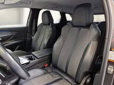 Peugeot 3008 PEUGEOT 3008 HYBRID 181 E-EAT8 ALLURE PACK SUV usata Casei Gerola