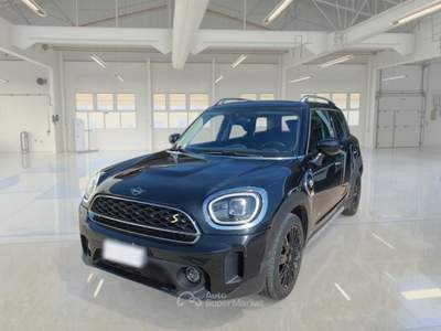 MINI Cooper MINI COOPER SE COUNTRYMAN CLASSIC 4WD AUTOMATICA 5 PORTE BERLINA usata Bari