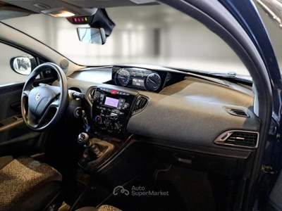 Lancia Ypsilon LANCIA YPSILON 1.0 FIREFLY 70 CV SES HYBRID SILVER 5 PORTE BERLINA usata Roma