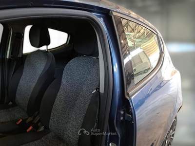Lancia Ypsilon LANCIA YPSILON 1.0 FIREFLY 70 CV SES HYBRID SILVER 5 PORTE BERLINA usata Roma