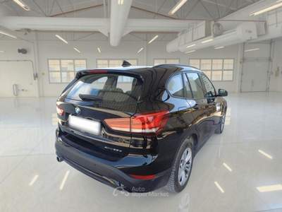 BMW X1 BMW X1 XDRIVE 25E BUSINESS ADVANTAGE AUTOMATICO SUV usata Roma