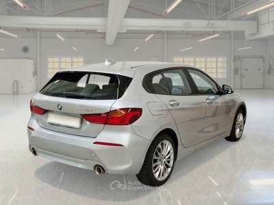 BMW Serie 1 120i BMW SERIE 1 120I BUSINESS ADVANTAGE AUTO 5 PORTE BERLINA usata Casei Gerola