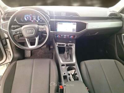 Audi Q3 AUDI Q3 35 TDI S TRONIC BUSINESS SUV usata Verona