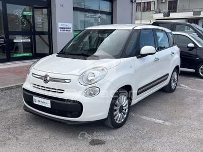 Fiat 500L FIAT 500L Living 1.6 Multijet 120 CV Lounge Bianco usata San Benedetto del Tronto