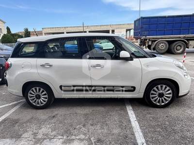 Fiat 500L FIAT 500L Living 1.6 Multijet 120 CV Lounge Bianco usata San Benedetto del Tronto