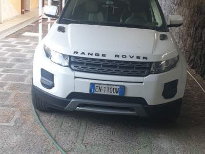 Land Rover Range Rover Evoque Tenuta sempre in box privato Bianco usata Nicolosi