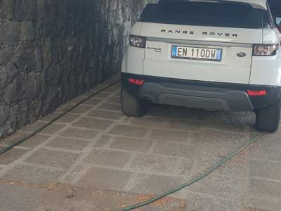 Land Rover Range Rover Evoque Tenuta sempre in box privato Bianco usata Nicolosi