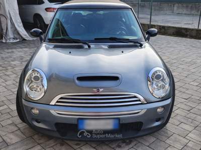 MINI Cooper Perfettamente funzionante, non necessita di nessuna manutenzione Grigio usata Venegono Superiore