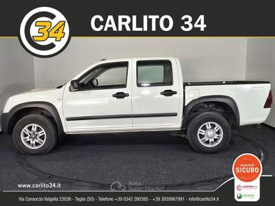 Isuzu D-Max 3.0 td crew L 4x4 Bianco usata Teglio