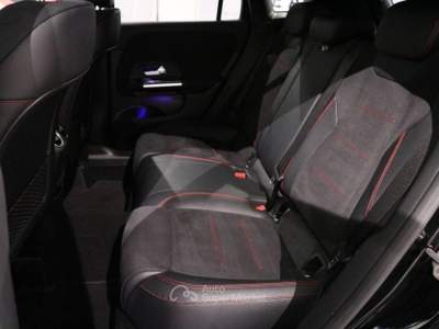 Mercedes-Benz GLA 200 d Premium auto Nero usata Carlentini