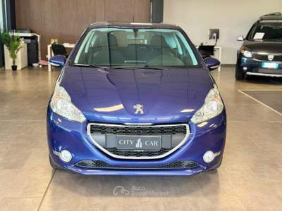 Peugeot 208 ottima per neopatentato Blu/Azzurro usata Verrone