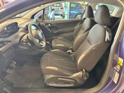 Peugeot 208 ottima per neopatentato Blu/Azzurro usata Verrone