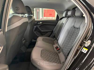 Audi A1 30 1.0 tfsi Identity Contrast 116cv s tronic Nero usata Mozzo