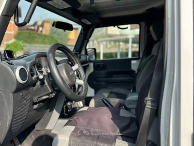 Jeep Wrangler 2.8 crd Sahara auto dpf  *GARANZIA* Bianco usata Bedizzole