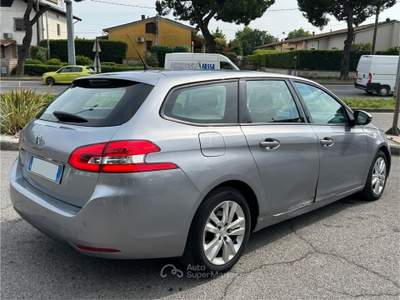 Peugeot 308 308 SW 1.5 bluehdi Business s&amp;s 130cv *GARANZIA* Argento usata Bedizzole