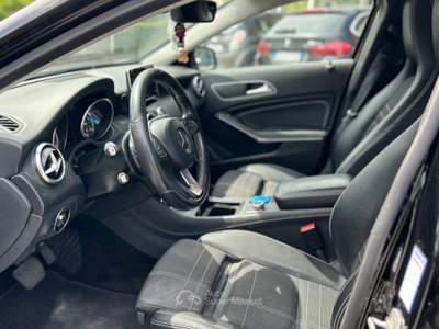 Mercedes-Benz Classe A D Sport Auto *GARANZIA* Nero usata Bedizzole